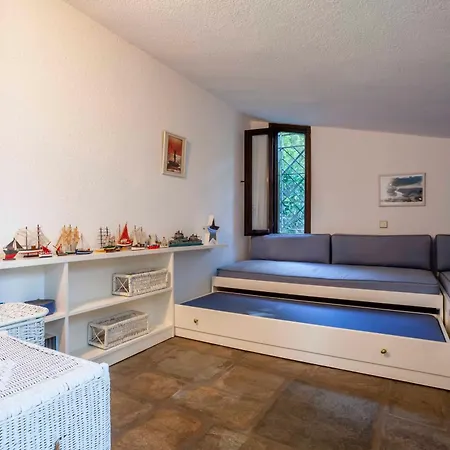 Βίλα Sani With Shared Pool